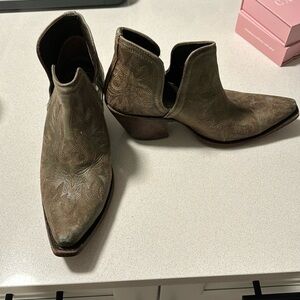Ariat ankle booties